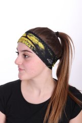 Letní perforovaná sportovní čelenka Traudysport s originálním vzorem na bílém pozadí.