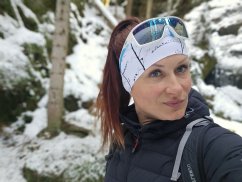 Dámská čelenka na běhání
